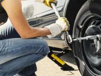 Roadside Service for Tire Puncture: Quick and Reliable Assistance When You Need It