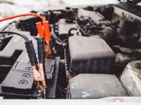 How to Properly Install a New Car Battery After Jumpstarting It