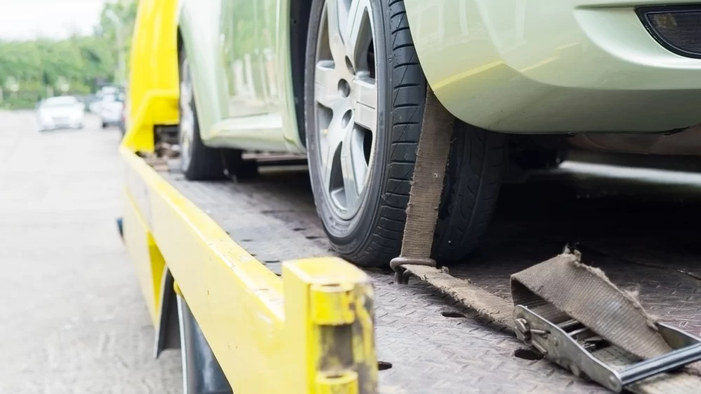 The Importance of Roadside Assistance for Long-Distance Travel: Why It’s Essential for Your Safety and Peace of Mind