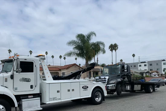 24/7 Towing Services for All Vehicles – Fast & Reliable Emergency Assistance