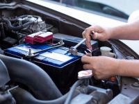 How to Replace Your Car Battery When You Don’t Have Tools