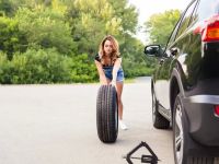 How to Safely Park When You Have a Flat Tire: Expert Tips for Drivers