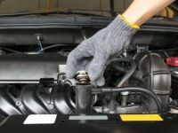How to Prevent Car Overheating by Properly Maintaining Your Radiator
