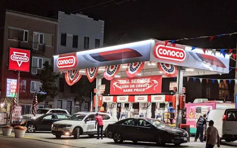 CONOCO 24-Hr. Full-Service