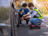 Towing Assistance for Vehicles with Flat Tires – Expert Solutions to Get You Back on the Road