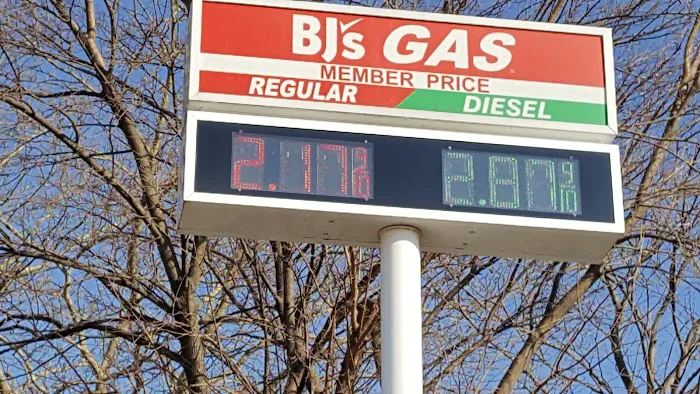 BJ's Gas Station 0