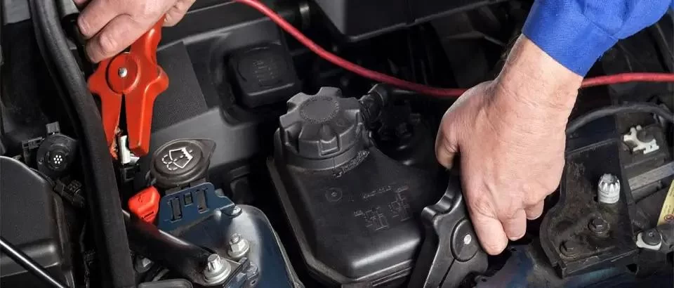 Is It Safe to Use a Jump Starter Pack? A Comprehensive Guide to Jump Starting Your Car Safely