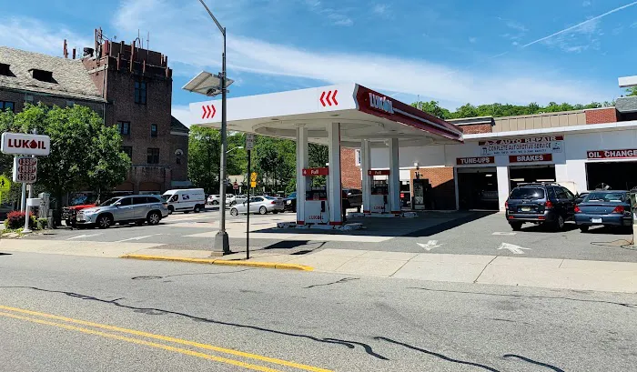 LUKOIL 8