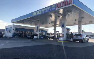 d&p gas station