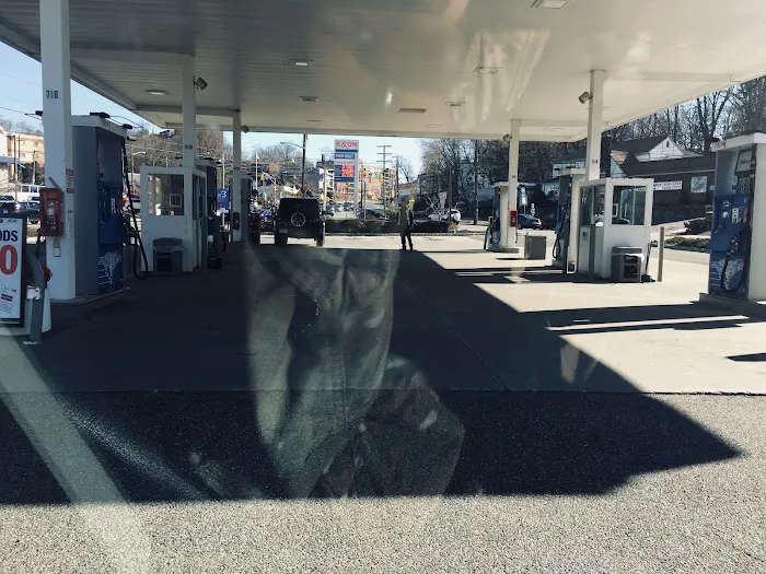 Exxon 0