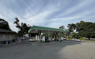 gas station hawthorne