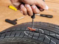 How to Find a Nearby Repair Shop After a Tire Blowout