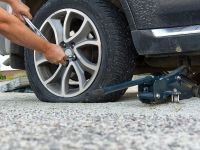 Essential Car Repair Tools and When to Use Towing Assistance
