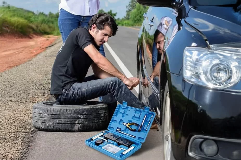 24/7 Flat Tire Assistance: A Lifesaver When You’re Stranded