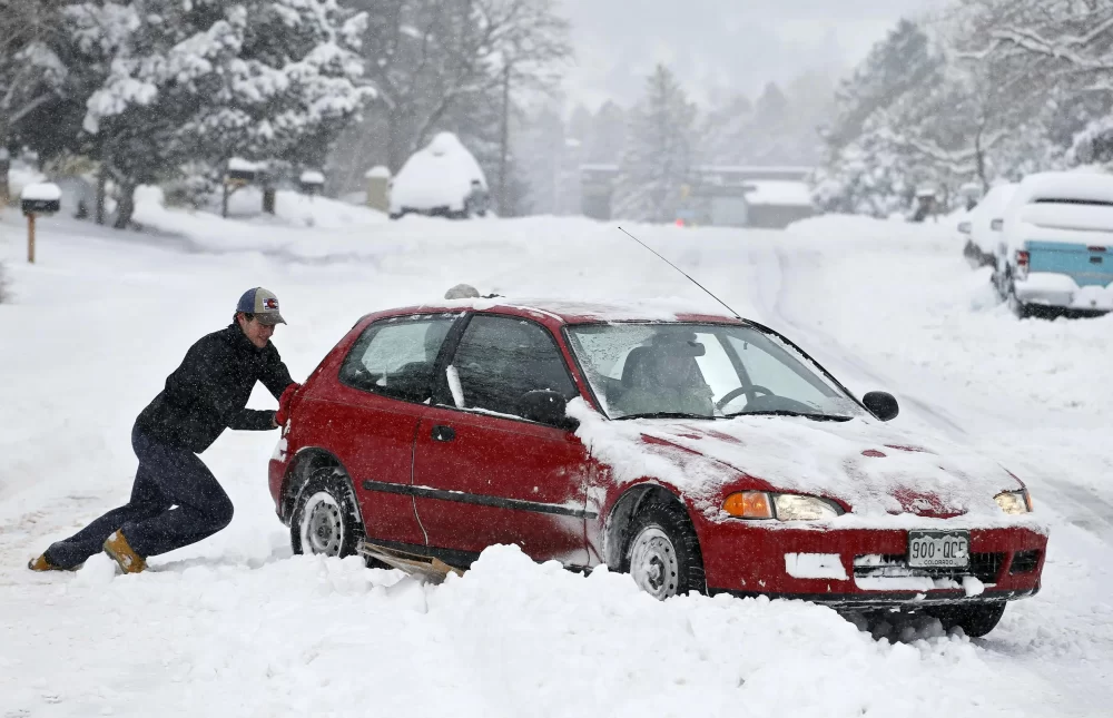 Towing Service for Snowbound Cars: How to Handle a Vehicle Stuck in Snow