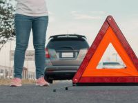 Emergency Auto Assistance: How to Handle Roadside Emergencies with Ease