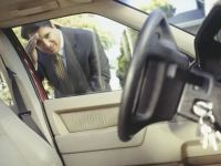 24/7 Vehicle Lockout Service for Emergency Situations: Fast and Reliable Assistance