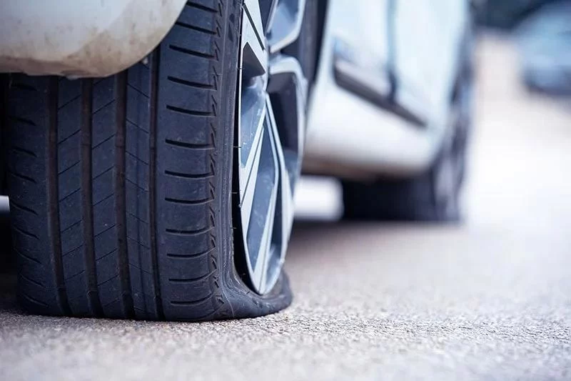 Does Towing Assistance Cover Vehicles with Flat Tires? Everything You Need to Know