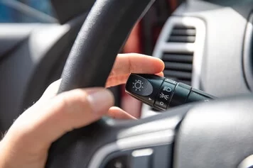 The Importance of Turn Signals in Driving: Why They Should Never Be Ignored