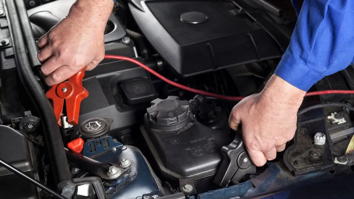 Why Doesn’t My Car Battery Hold a Charge After a Jumpstart? – Troubleshooting Guide