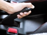 What to Do If Your Handbrake Fails? Causes & Emergency Solutions