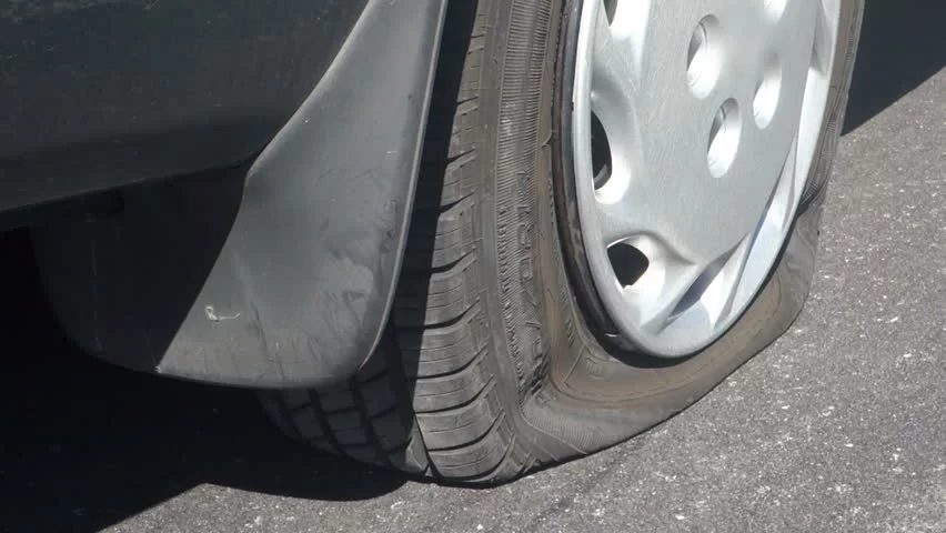 Quick Flat Tire Help for Stranded Vehicles: A Personal Guide to Getting Back on the Road