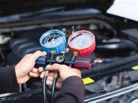 How to Repair a Car That Makes a Hissing Sound
