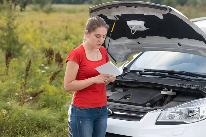 How to Judge If It’s Safe to Pull Over During a Road Emergency