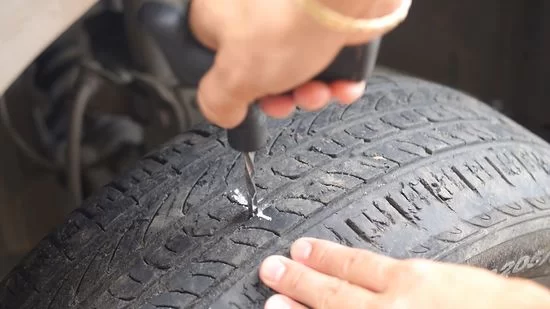 How to Fix a Car with a Flat Tire