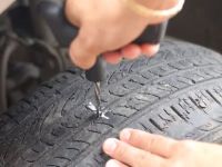 How to Fix a Car with a Flat Tire