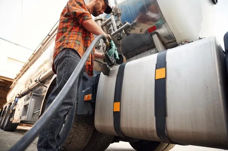 How to Prevent Running Out of Fuel in the Future: Expert Tips for Drivers