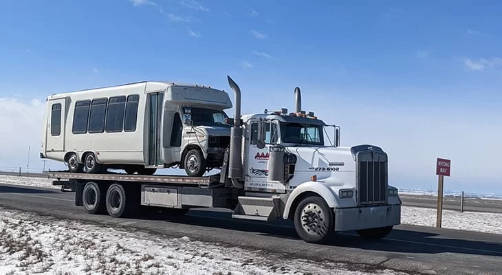 Heavy-Duty Towing: A Guide to Understanding and Its Importance