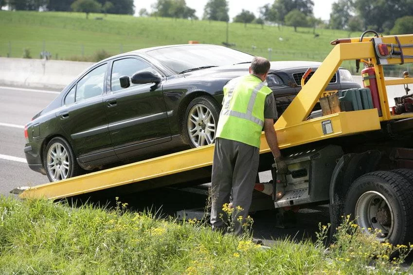 Towing Service for Snowbound Cars: How to Handle a Vehicle Stuck in Snow
