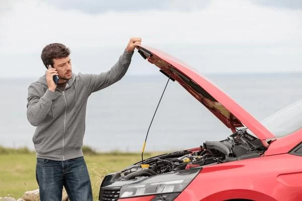 Car Breakdown in a Remote Area: What to Do and How to Fix It
