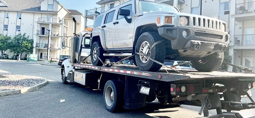 Flatbed Towing Services: Safe and Reliable Vehicle Transport