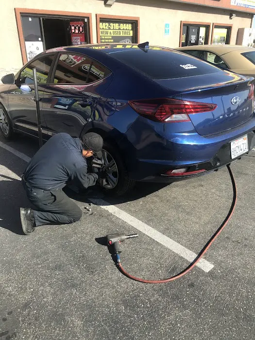 Herrera's Tires 0