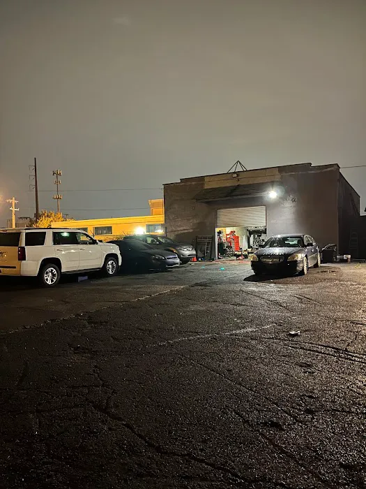 24 hr Black Diamond Roadside Assistance 2