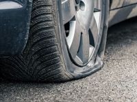 Flat Tire Help Near You: Real Roadside Tips & Solutions in the USA