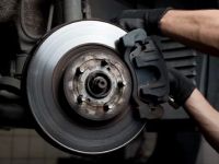 What Causes My Car to Make a Popping Noise When I Drive? Find Out Now!