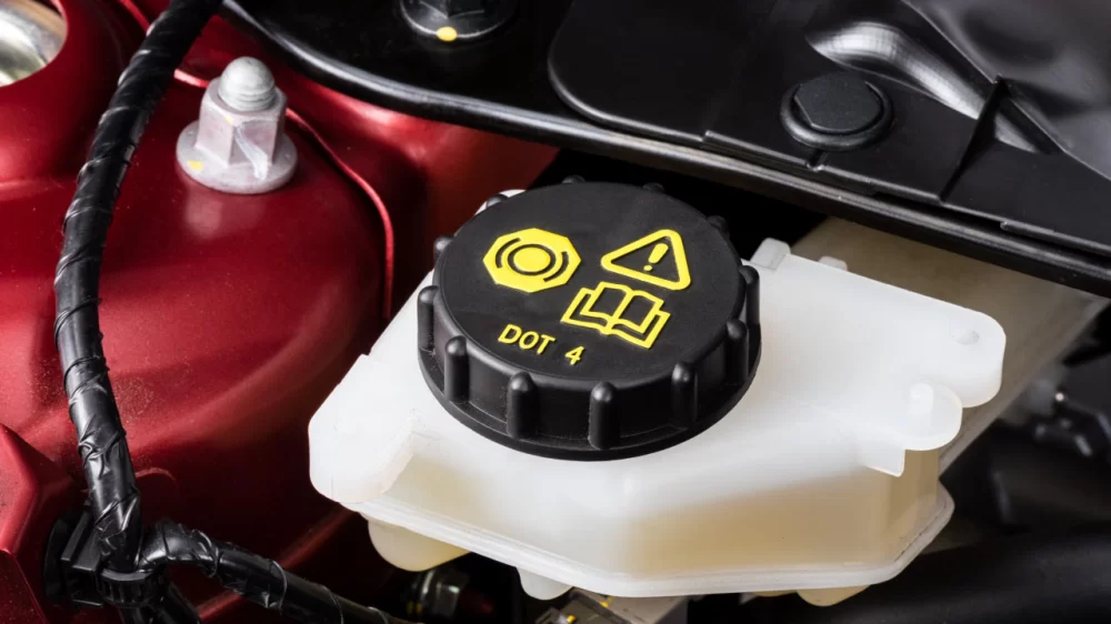 How to Check Your Car's Brake Fluid Level: A Complete Guide for Vehicle Maintenance