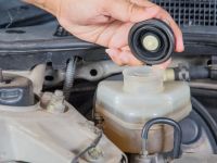 How to Maintain Your Car’s Brake Fluid Level: A Step-by-Step Guide