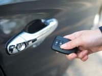How to Fix a Malfunctioning Power Door Lock: A Step-by-Step Guide