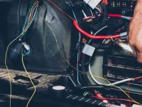 How to Troubleshoot Electrical Issues in Cars: A Step-by-Step Guide