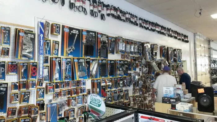 Bullhead Auto and Marine Superstore 9