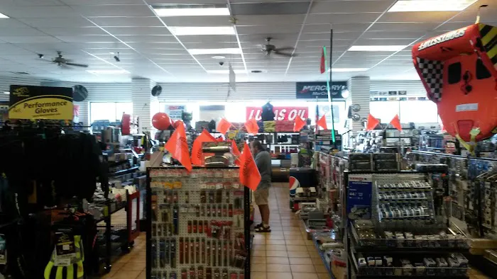 Bullhead Auto and Marine Superstore 3