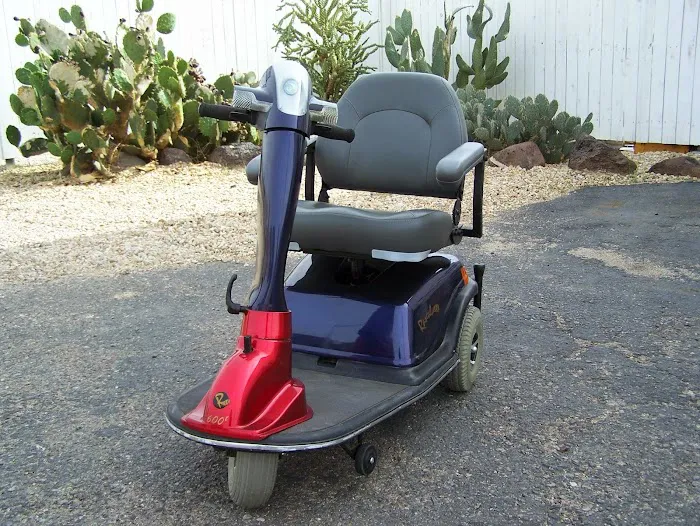 UNKL Al's Mobility Center 1
