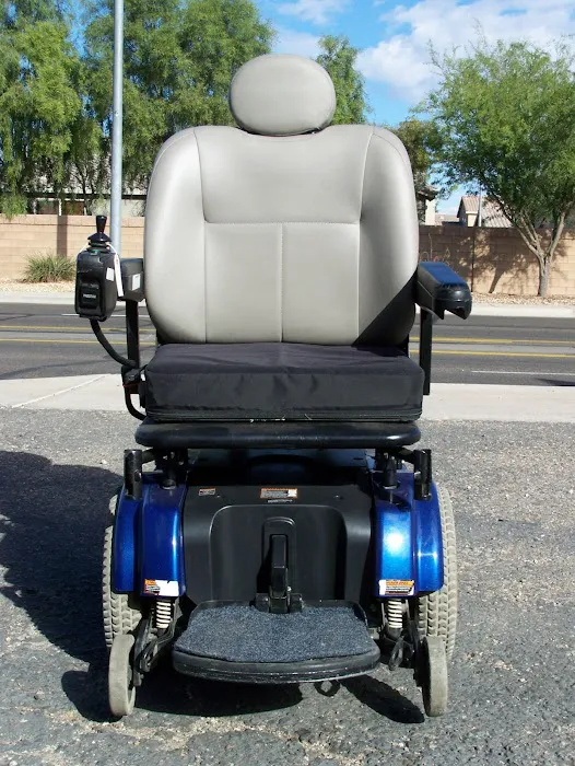 UNKL Al's Mobility Center 7