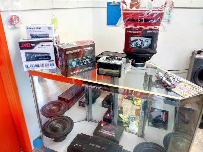 Sid's Tint Shop Plus 8