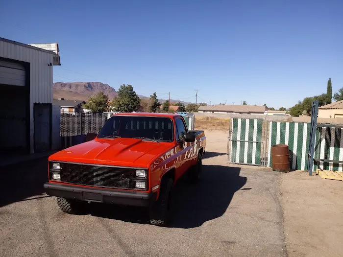 KINGMAN BODY WORKS / STR8 BEAST GARAGE 1