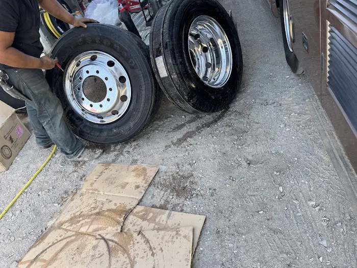 ARS Truck & Equipment Repair 4